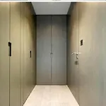 Luxury Studio In One Park Drive